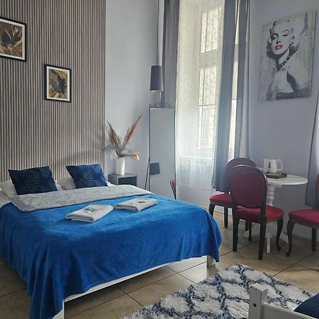 Deja Vu Hostel Βαρσοβία Εξωτερικό φωτογραφία
