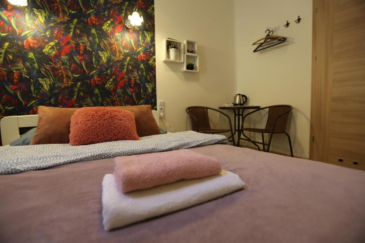 Deja Vu Hostel Βαρσοβία Εξωτερικό φωτογραφία