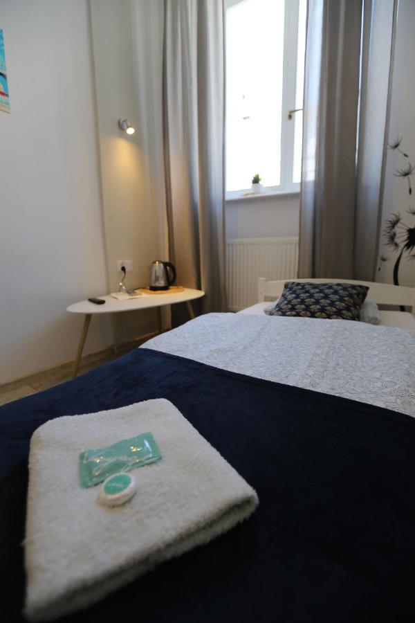 Deja Vu Hostel Βαρσοβία Εξωτερικό φωτογραφία