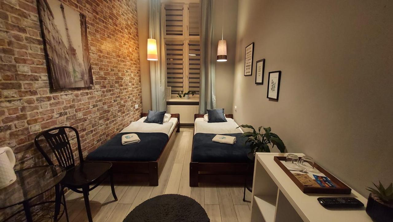 Deja Vu Hostel Βαρσοβία Εξωτερικό φωτογραφία