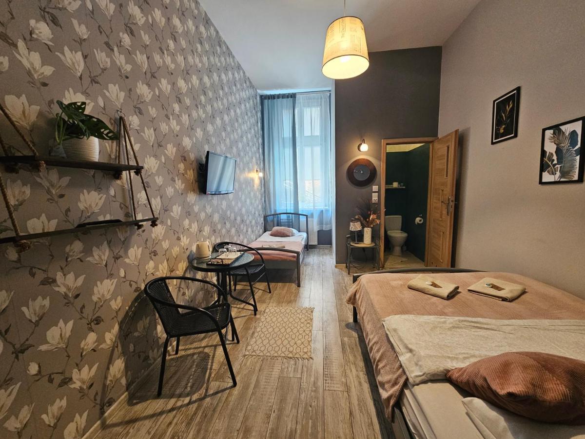 Deja Vu Hostel Βαρσοβία Εξωτερικό φωτογραφία