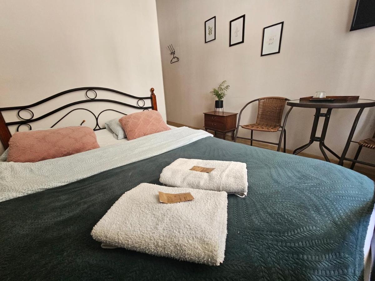 Deja Vu Hostel Βαρσοβία Εξωτερικό φωτογραφία