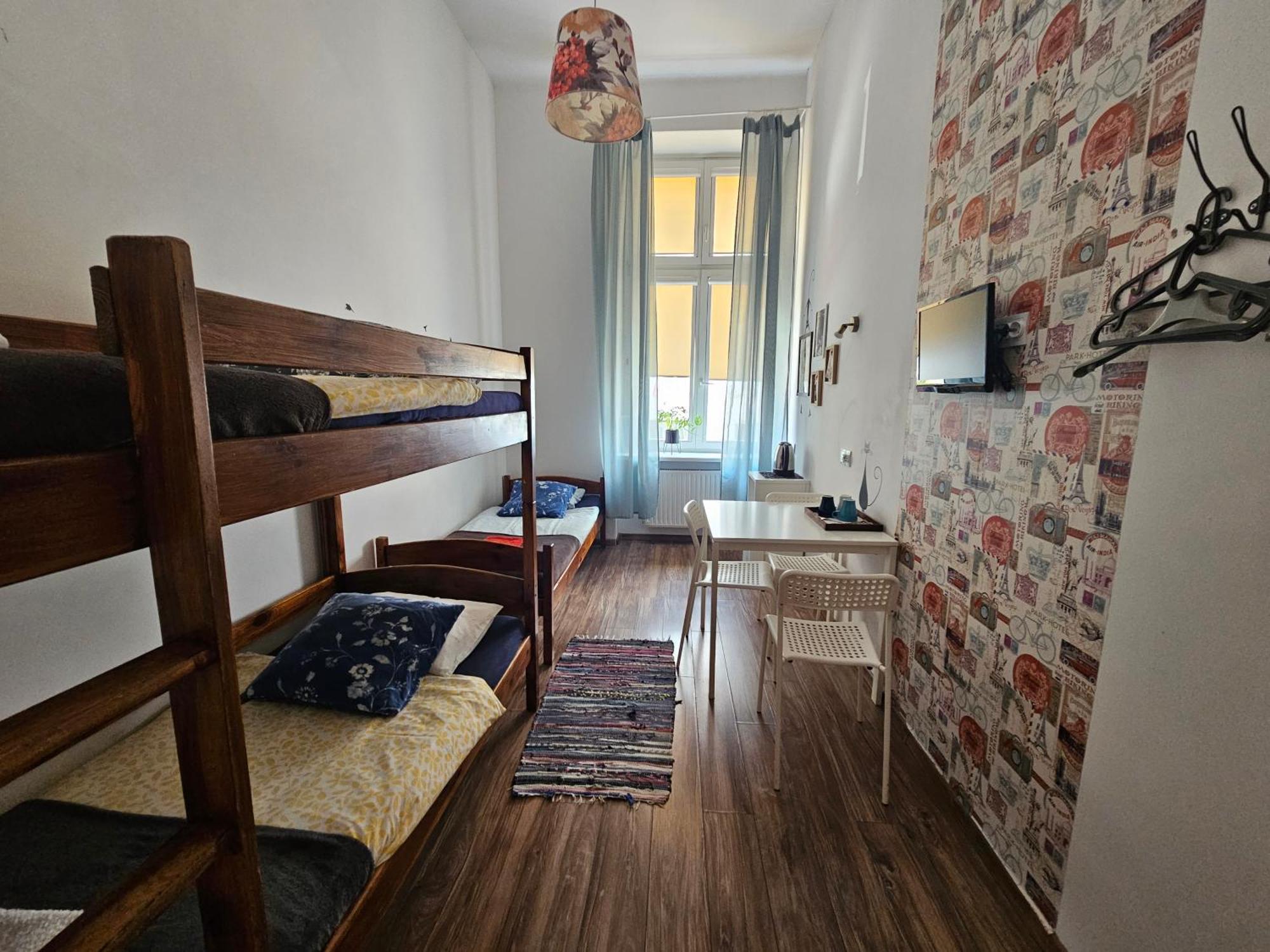 Deja Vu Hostel Βαρσοβία Εξωτερικό φωτογραφία