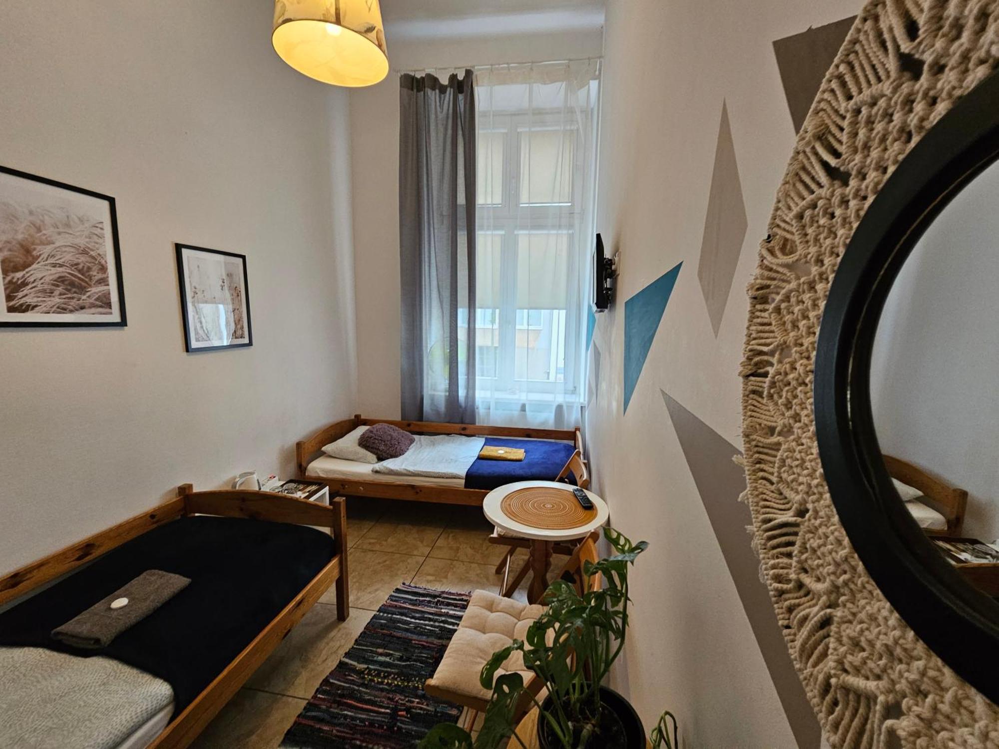 Deja Vu Hostel Βαρσοβία Εξωτερικό φωτογραφία