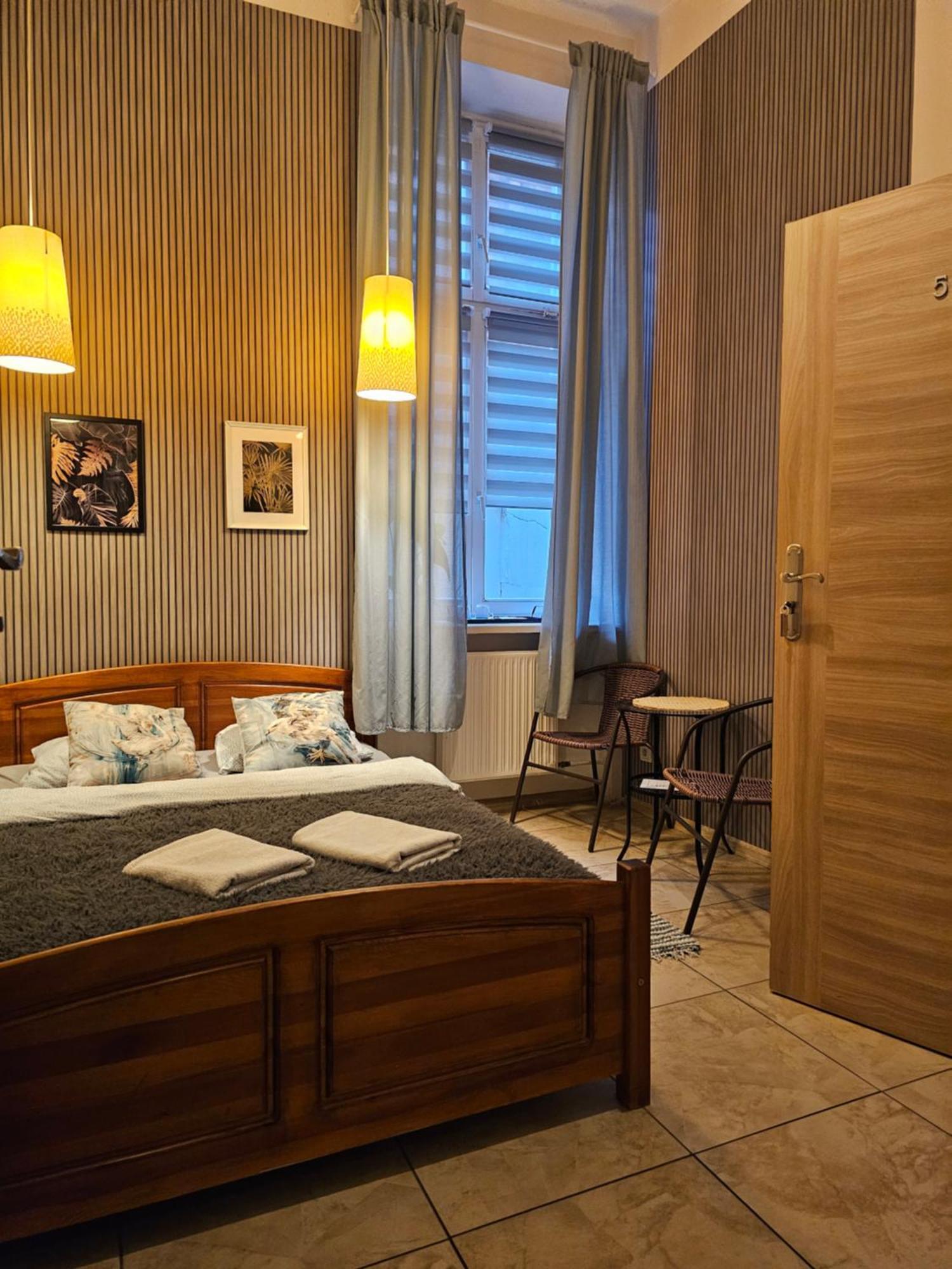 Deja Vu Hostel Βαρσοβία Εξωτερικό φωτογραφία